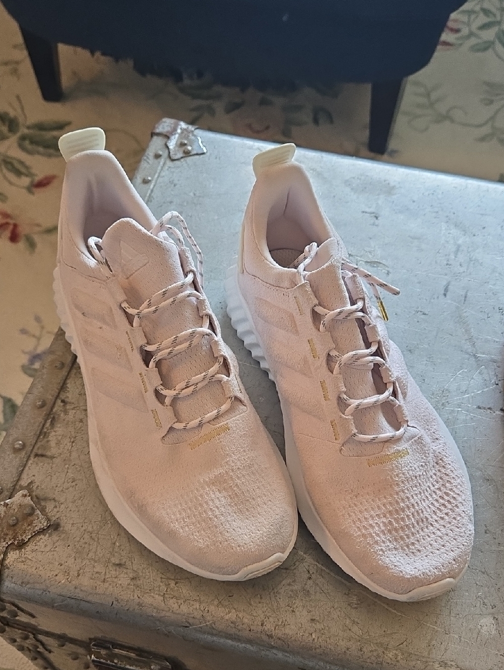 Women's Light Pink Athletic Sneakers